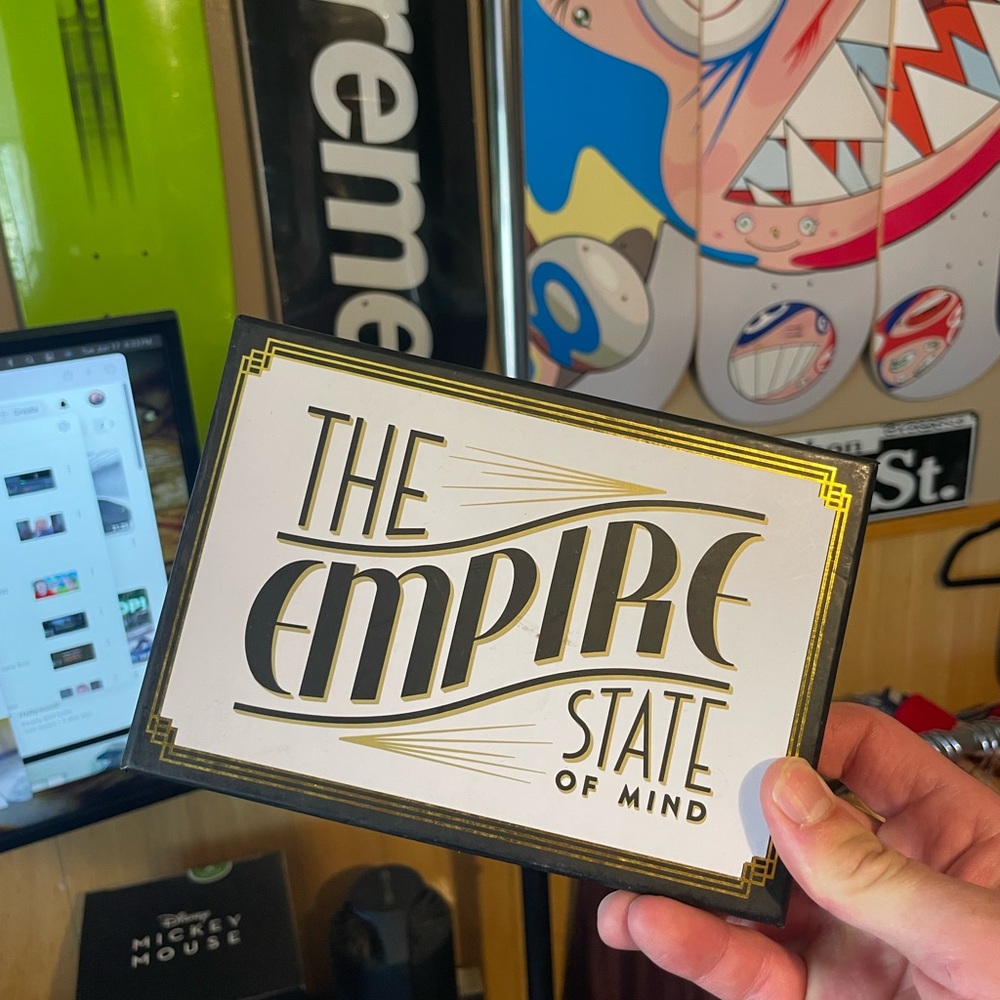 Empire State of mind 20s rolling tray new condition